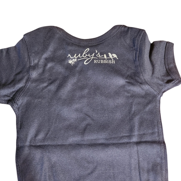 "Life is Better With Cows" onesie 12, 18, 24 mos - Picture 3 of 3